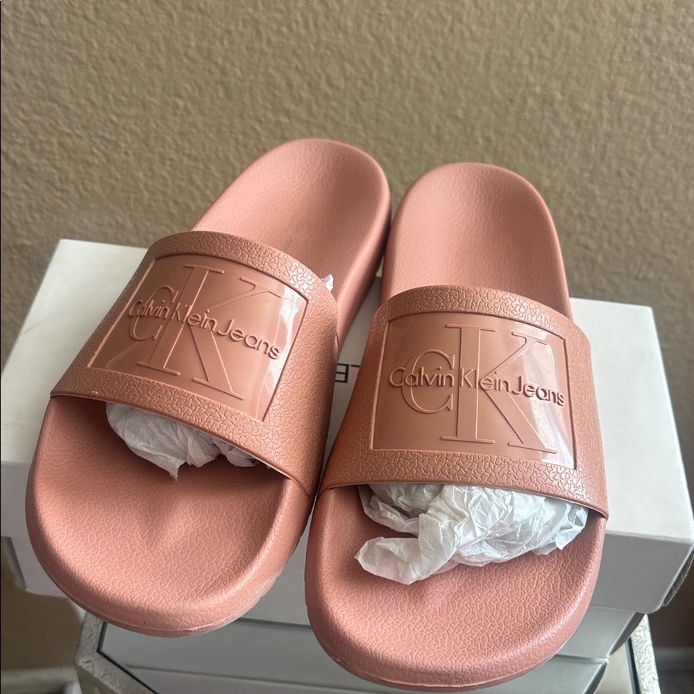 Calvin Klein Jeans Blush Slides